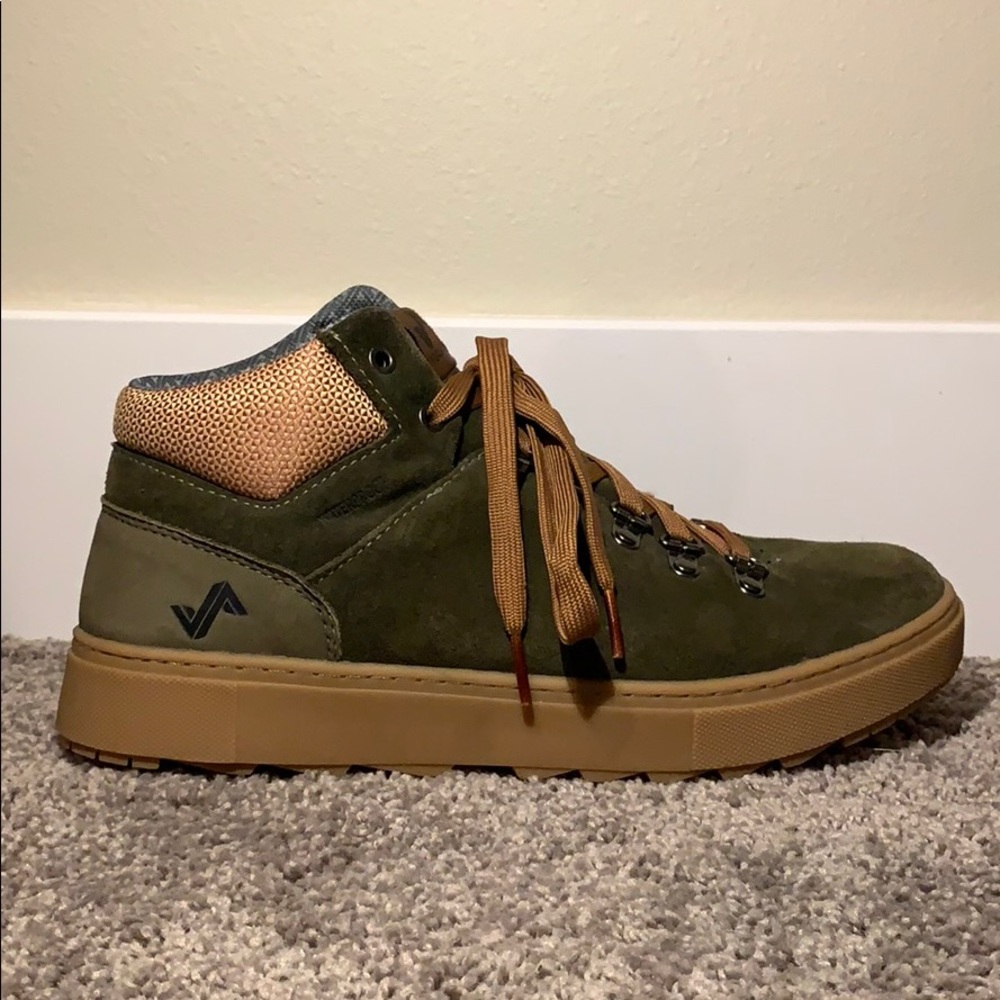 Forsake Tract Womens 8.5 Mid Suede Olive Leather